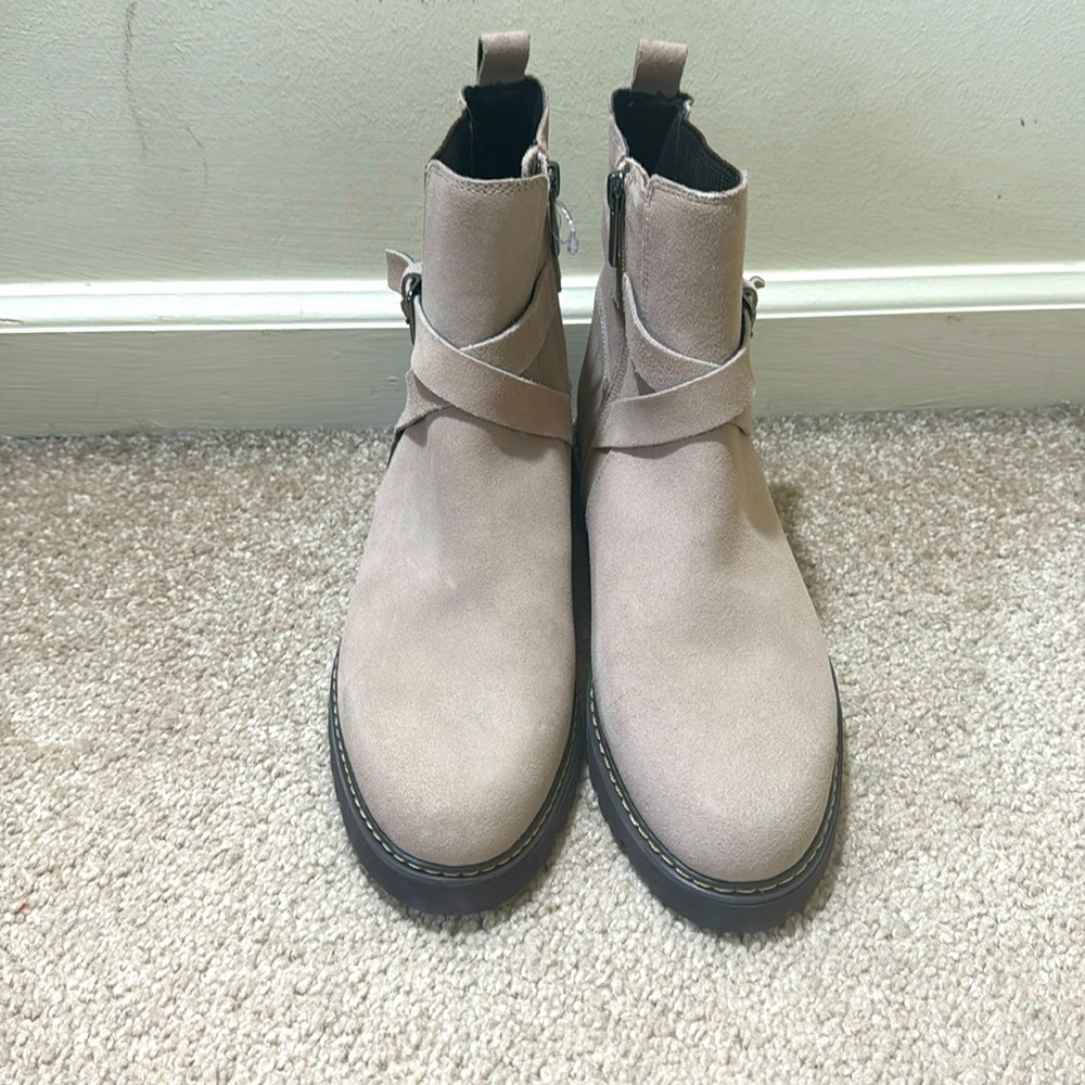 NWOT DONALD PLINER Leather Suede Boots Size 8.5 M